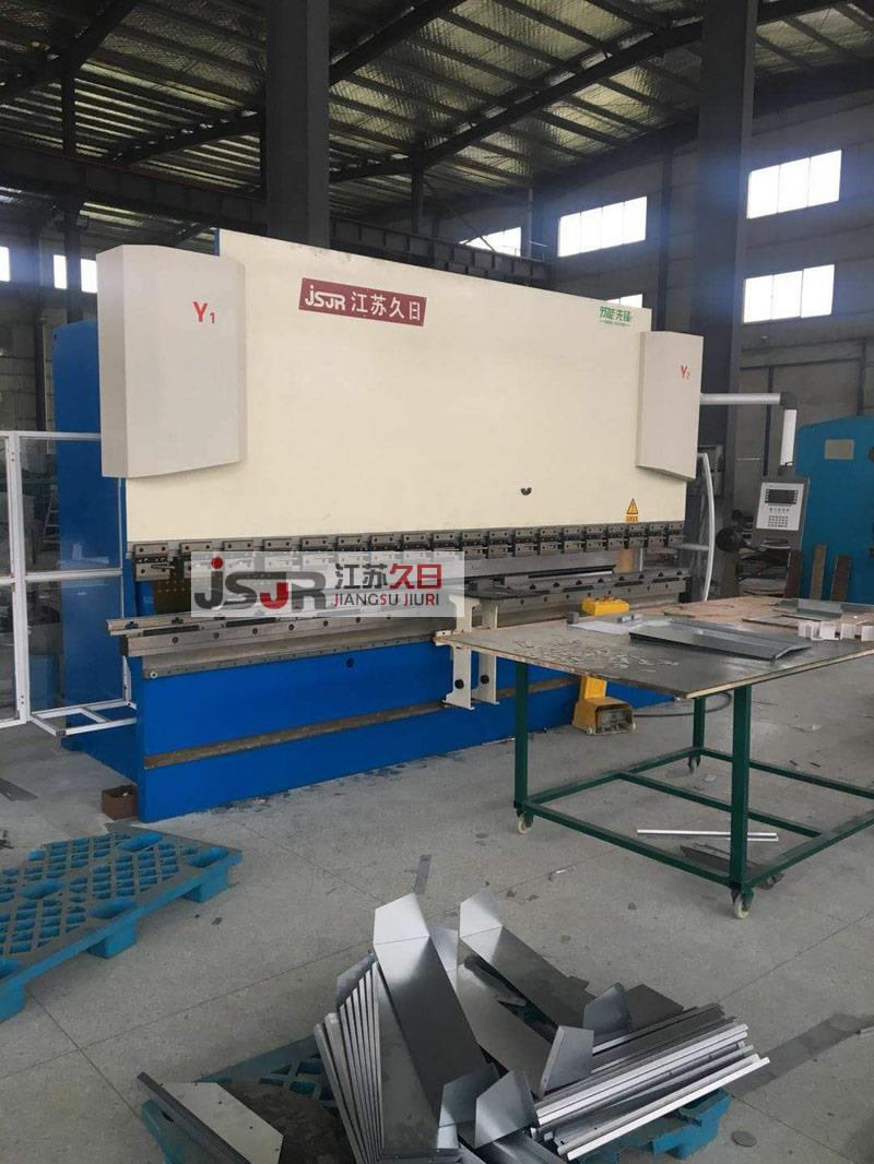 W67K-160T/4000 6+1轴意大利ESA540数控折弯机