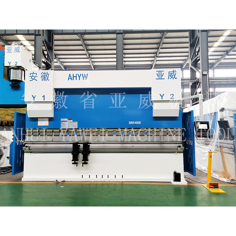 YWB电液伺服数控折弯机300T/4500