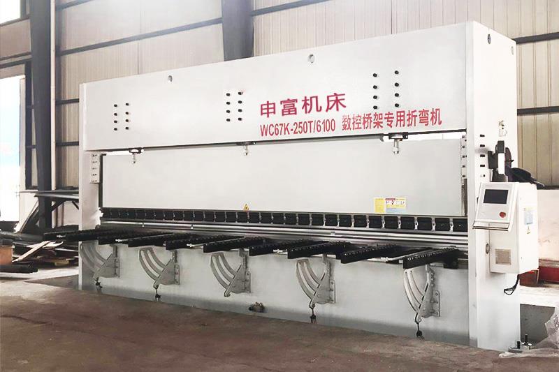 桥架专用折弯机