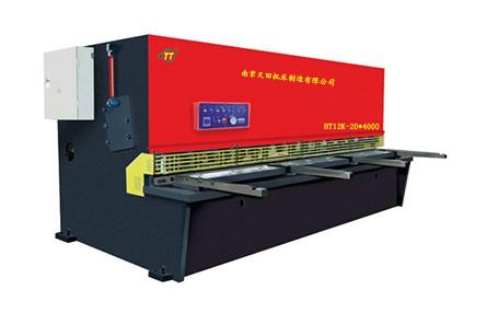 HT12K-MD11-1系列数控剪板机