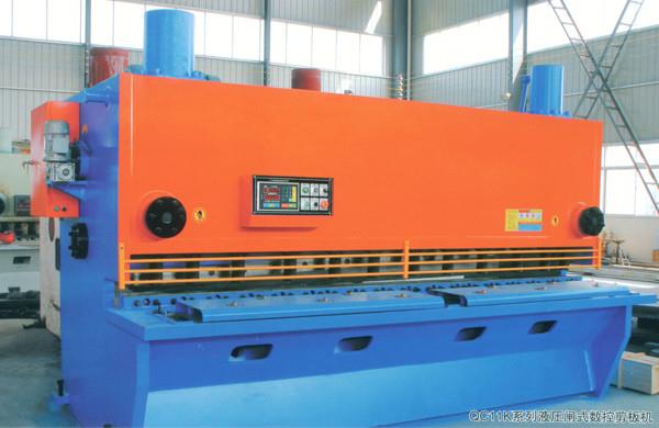 QC11K系列液压闸式数控剪板机