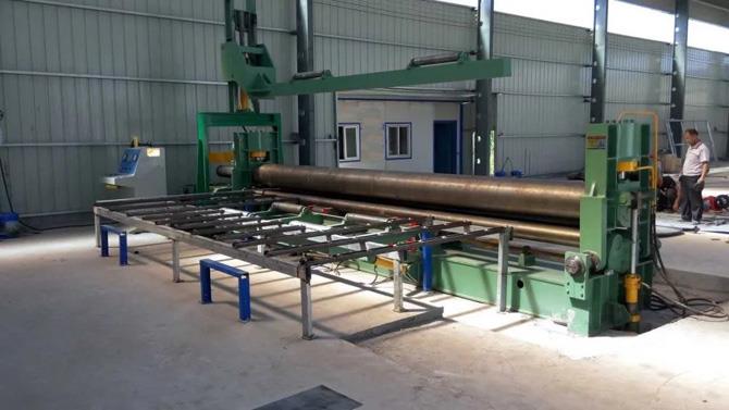 挂车专用卷板机