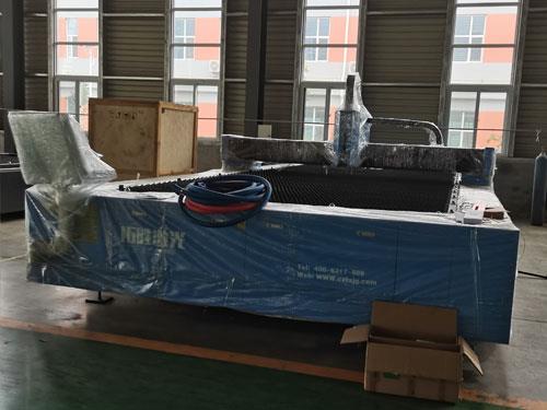 平板式光纤激光切割机