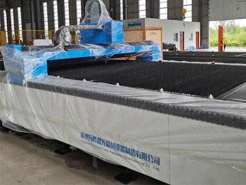 平板式光纤激光切割机