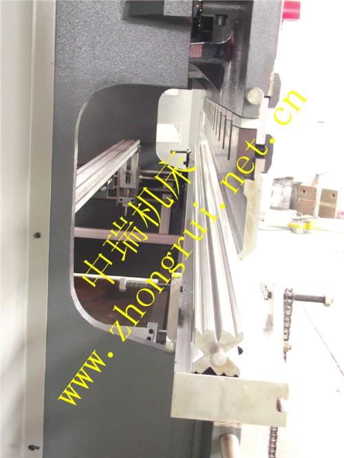 液压板料折弯机