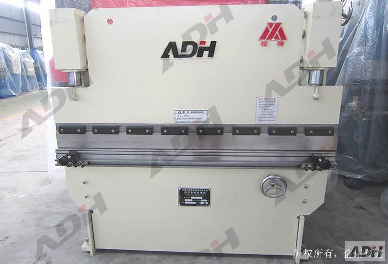 wc67y-30T/1600小型折弯机