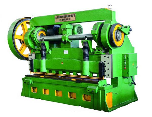 Q11-16×2500机械剪板机