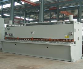 QC11Y-12×6000液压闸式剪板机