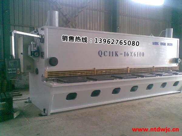 QC12K系列数控液压摆式剪板机