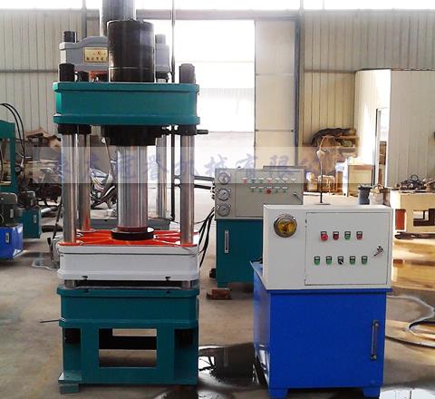 三梁四柱液压机