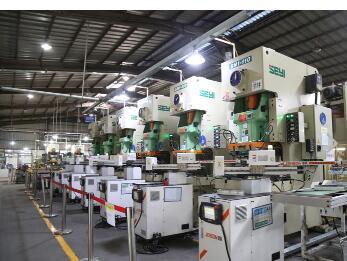 摆臂式智能冲压机器人 JS-R4-06H