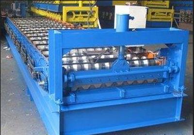 750型彩钢压瓦机