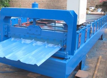 860型彩钢压瓦机