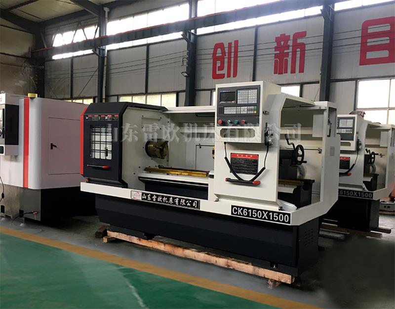 卧式数控车床
