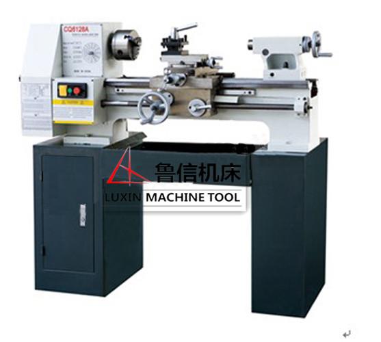CQ6125A小型普通车床