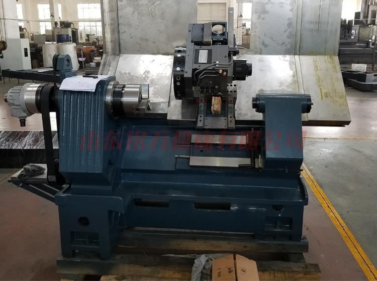 TCK4550/TCK4558斜床身数控车床