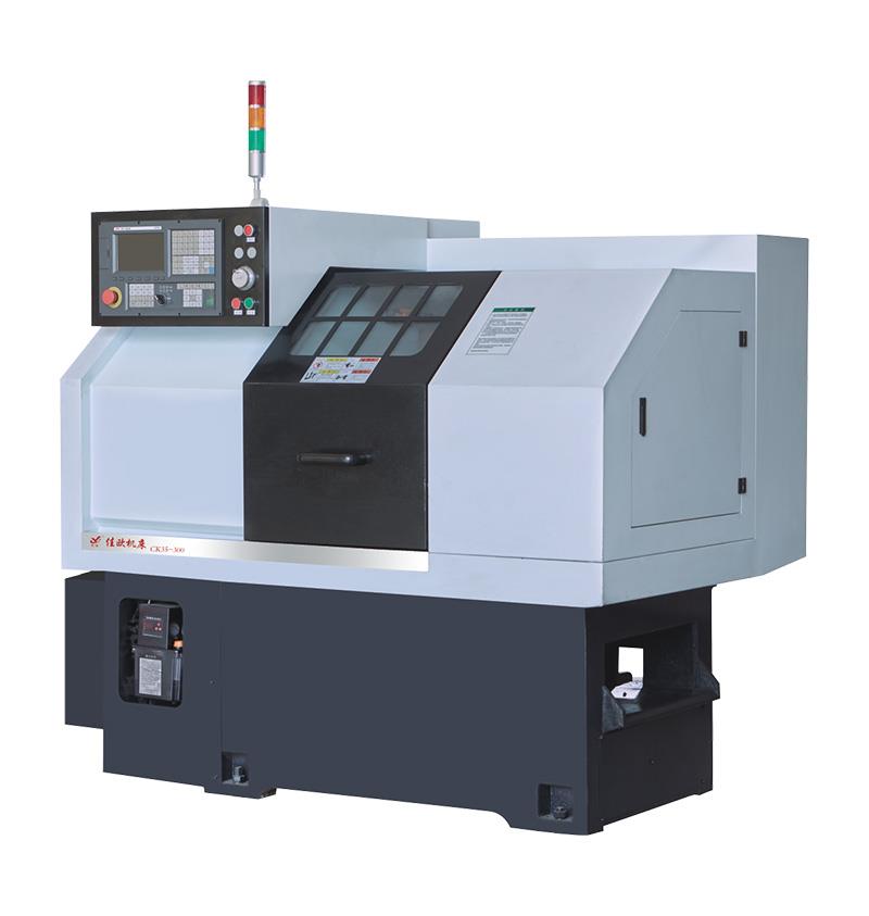 CK35-300 镶钢导轨数控机床