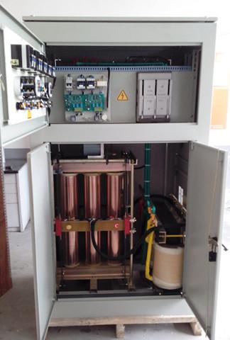 SBW-300KVA 三相全自动补偿式电力稳压器