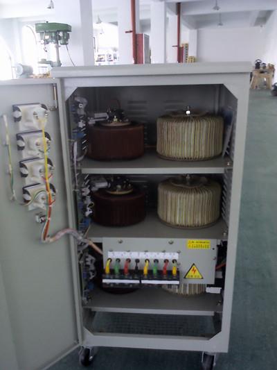 TNS-30KVA三相高精度交流稳压器