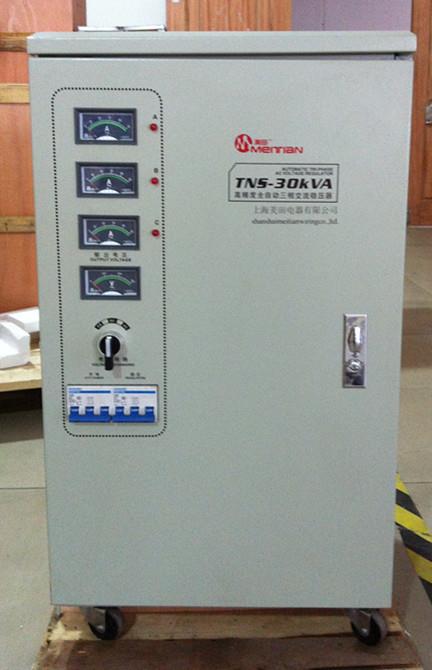TNS三相全自动交流稳压器