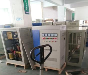SBW-80KVA三相分调全自动补偿电力稳压器