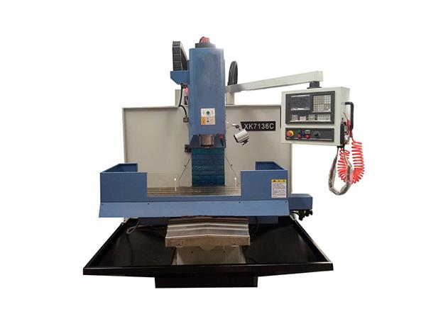 XK7136立式数控铣床