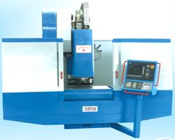 XH718床身式加工中心