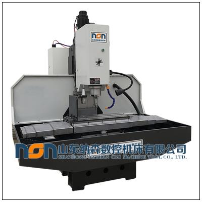 XK7130数控铣床