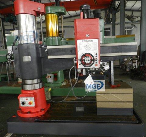 Z3050液压摇臂钻床