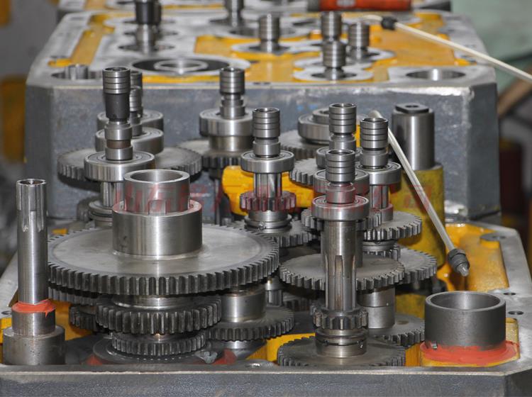 Z3050×16/1液压摇臂钻床