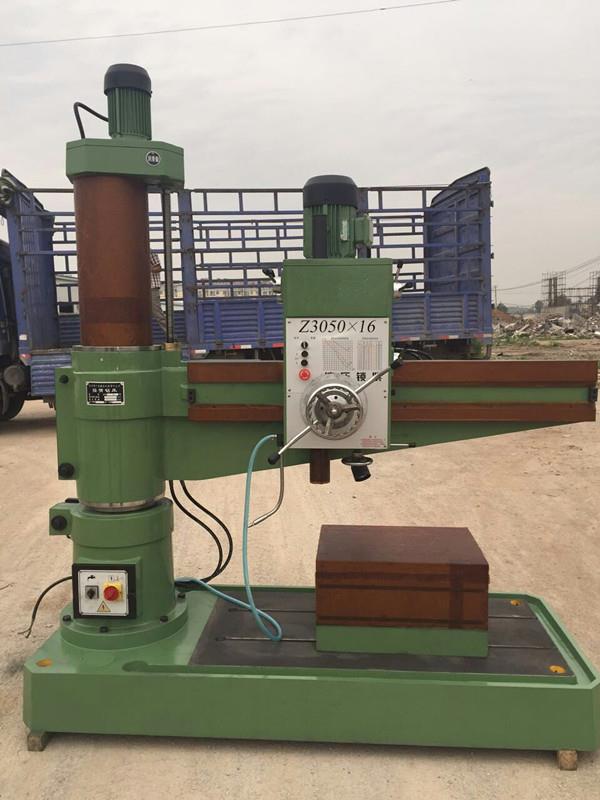 Z3050X16液压锁紧摇臂钻床