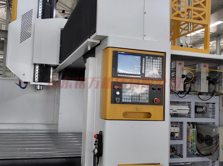 MW-FSP2518龙门加工中心