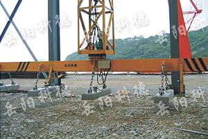 MW84系列吊运多张钢板用起重电磁铁