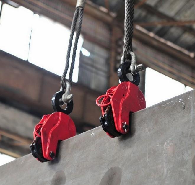 竖吊钢板起重钳