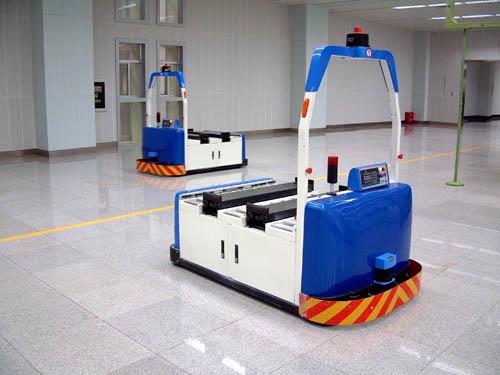 WW512双伸叉推挽型激光导引自动运输车