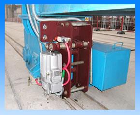 自动防风楔轨器