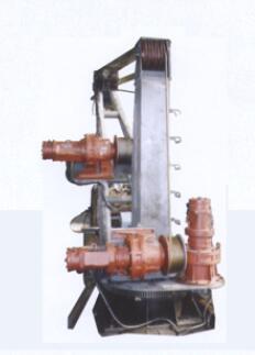 重力回转起重机