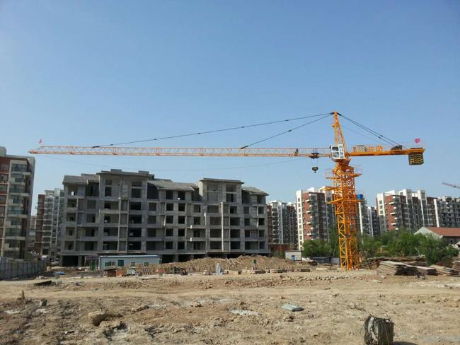 QTZ5610塔式起重机