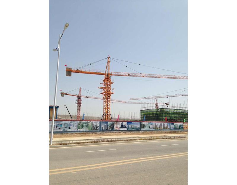 QTZ5613塔式起重机