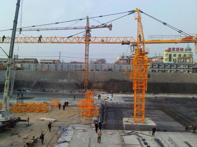 QTZ6012塔式起重机