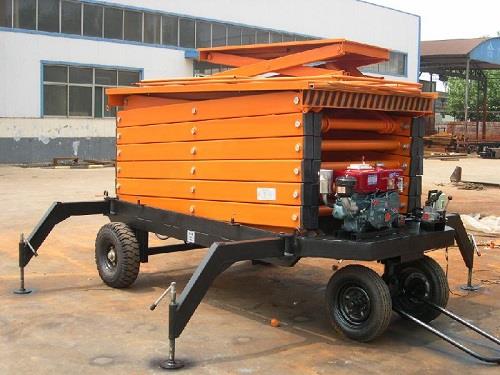 柴油机动力移动升降机