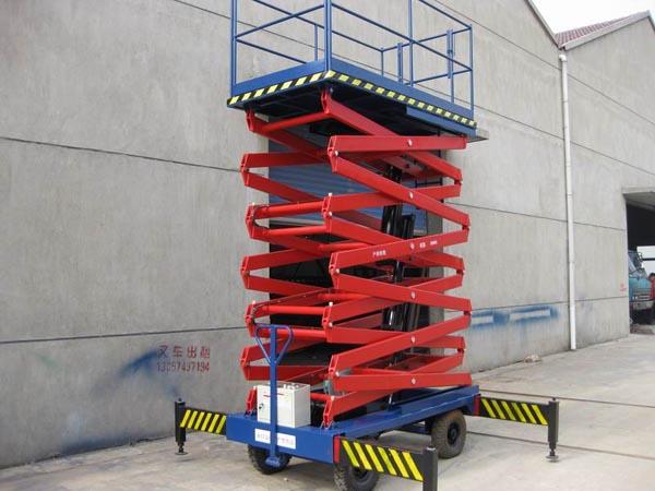 移动式升降机