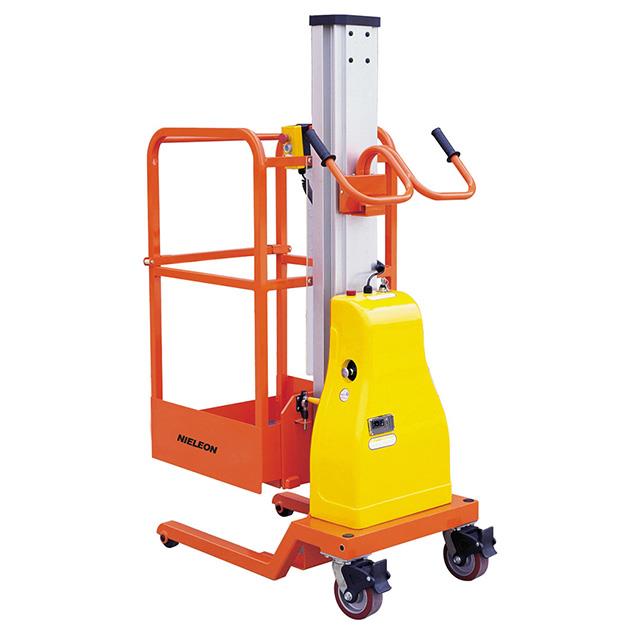 移动桅柱式高空作业平台(多功能）