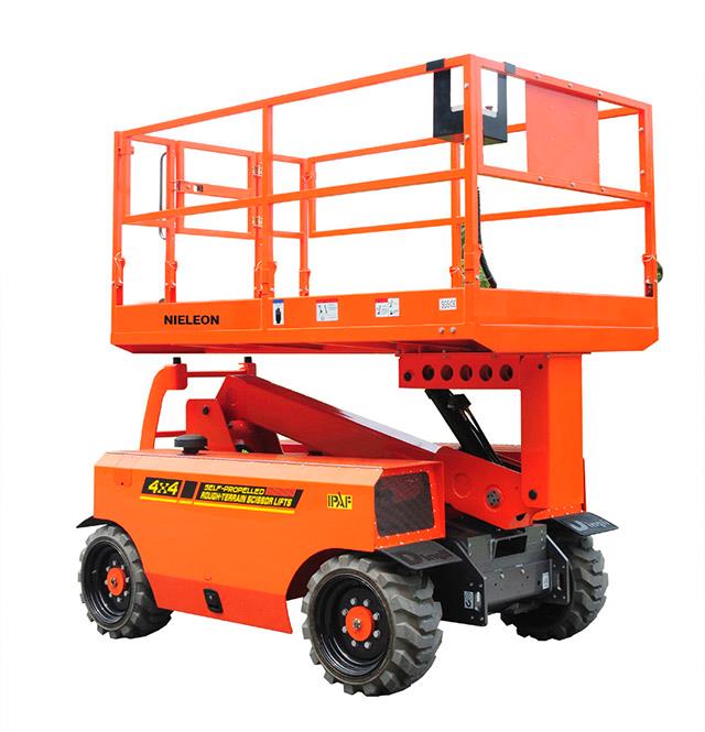 自行走斜坡高空作业平台