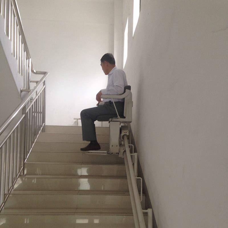 Z-200智能化弯轨楼梯升降椅