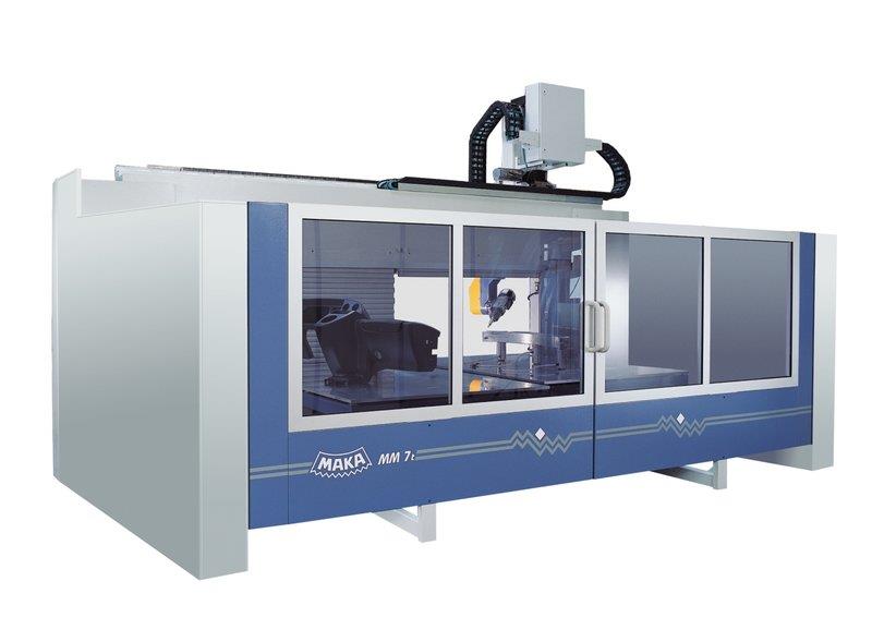 MAKA MM 7 CNC machining centre for aluminium