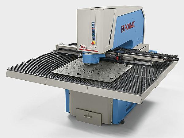 punching machine for heavy duty sheet metal