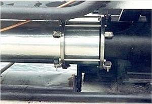 Cathodic protection current detection device for pipeline