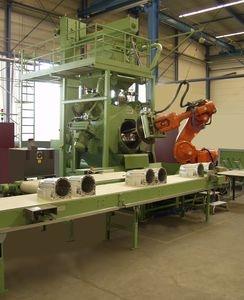 robot shot blasting machine