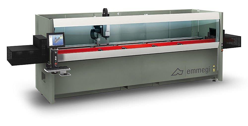 Tunnel and tool magazine for PHANTOMATIC T3 line